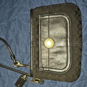 Coach Signature Wristlet Black